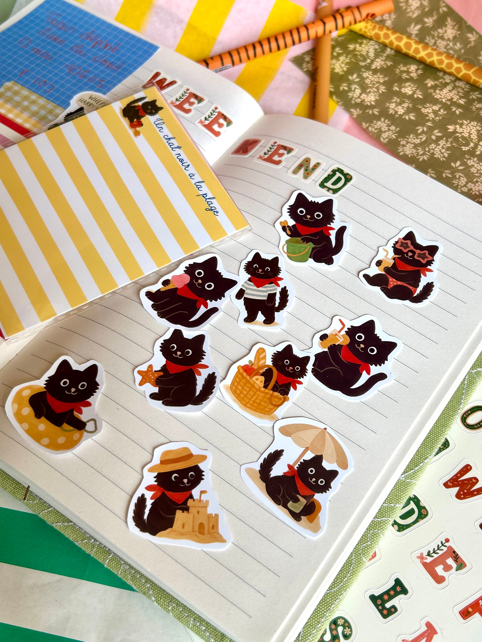 Stickers journaling "Un chat noir à la plage" - stickers Chat Noir & à la plage – Pack de 10 Stickers vinyle