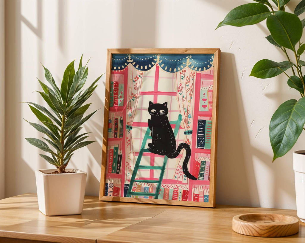 Affiche chat noir dans la bibliothèque – illustration colorée et cosy – déco murale féline et littéraire - idée cadeau fête des mères