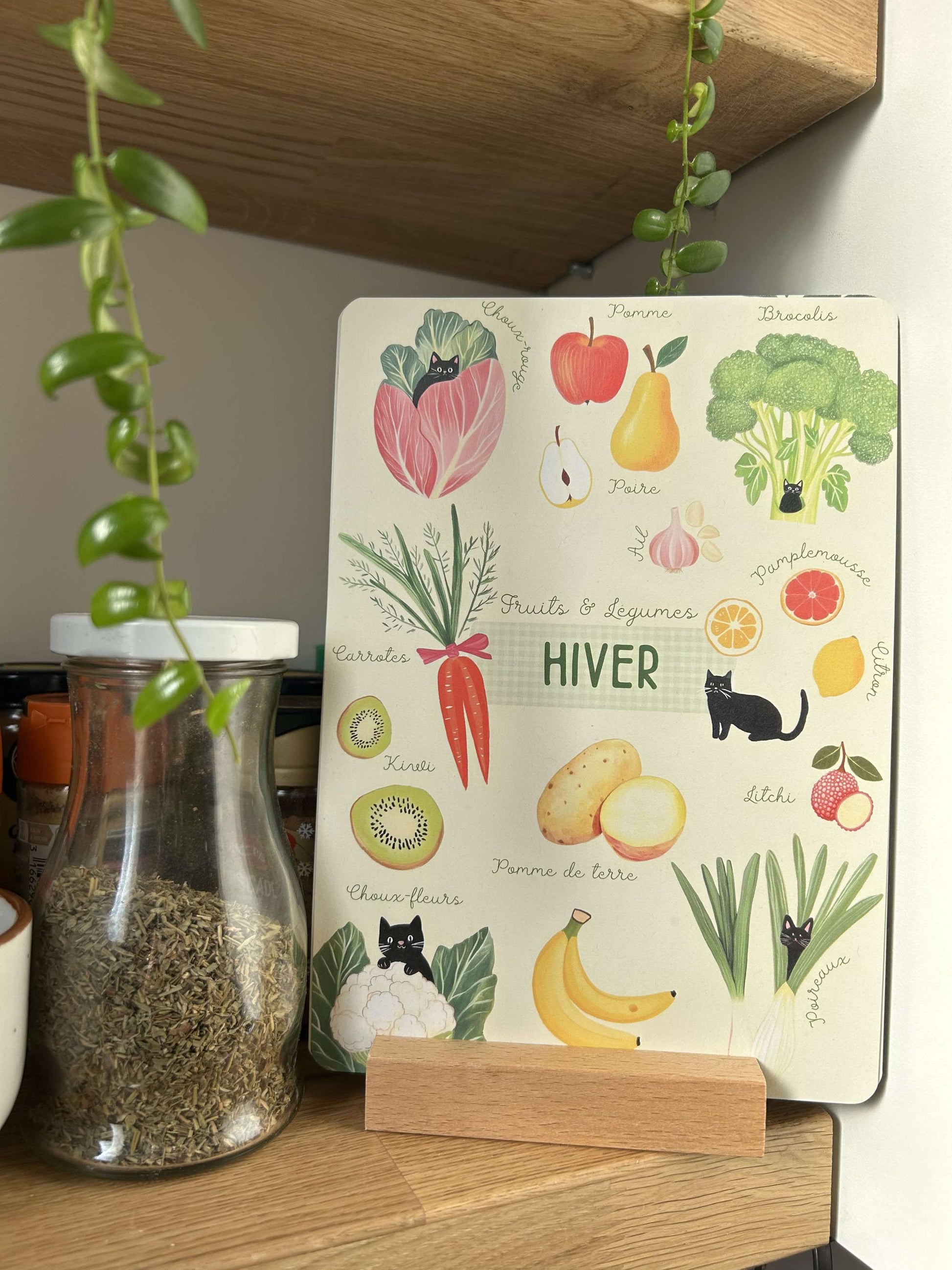 Lot de 4 Affiches Herbier avec Chat Noir avec support en bois – Fruits et Légumes de Saison | Déco Murale