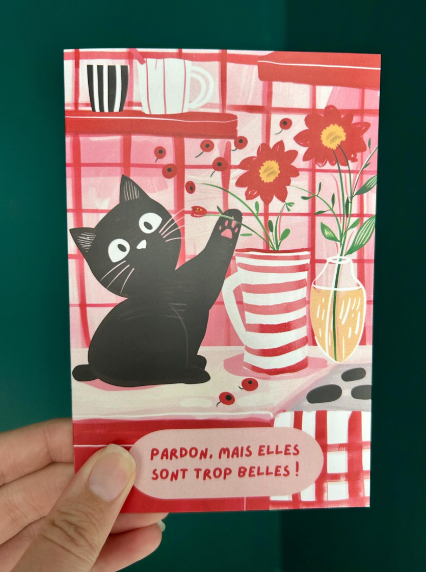 Carte de voeux chat drôle "pardon, mais elles sont trop belles !" – Chat noir dans la cuisine et fleurs rouges, papier premium, idée cadeau